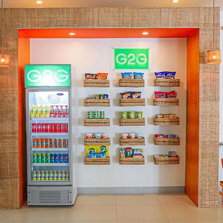 Go Hotels Timog Quezon City Bagian luar foto