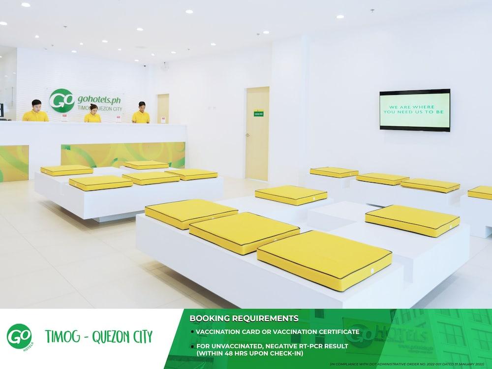 Go Hotels Timog Quezon City Bagian luar foto