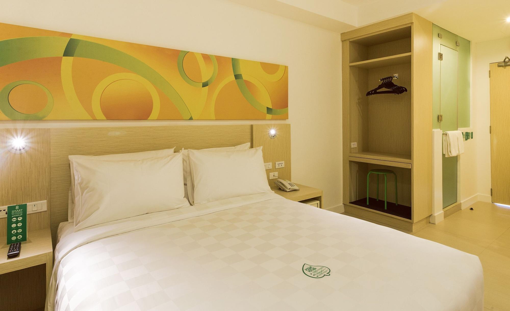 Go Hotels Timog Quezon City Bagian luar foto